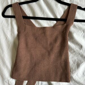 Aritzia Wilfred cayenne top